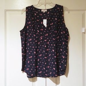 ✨NEW✨ LOFT Navy Sleeveless Heart Print Blouse Top